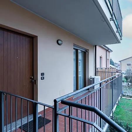 Appartamento Cantu-como Wifi, Design & Relax *