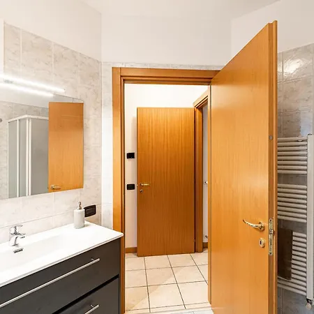 Cantu-como Wifi, Design & Relax Appartamento Cantù